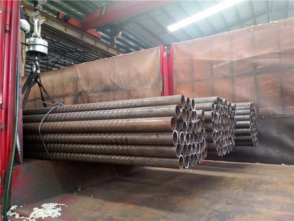 螺紋無(wú)縫鋼管